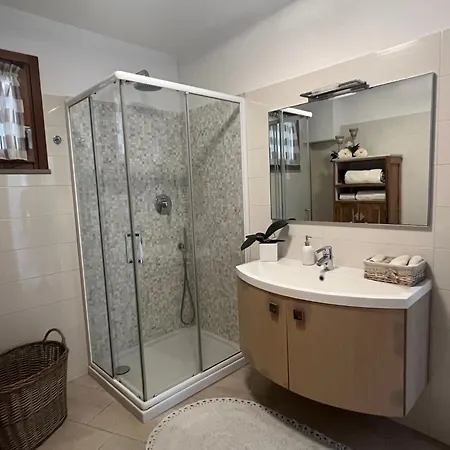 Laura بيترا ليغوري