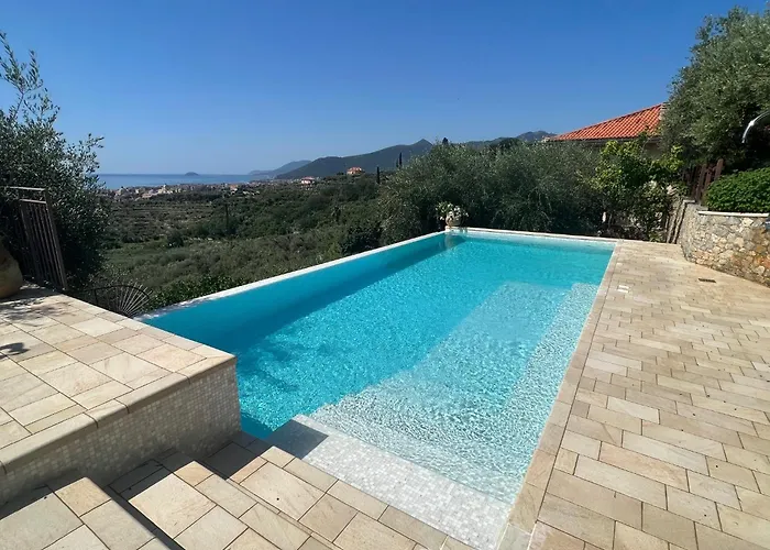 Laura Apartmán Pietra Ligure