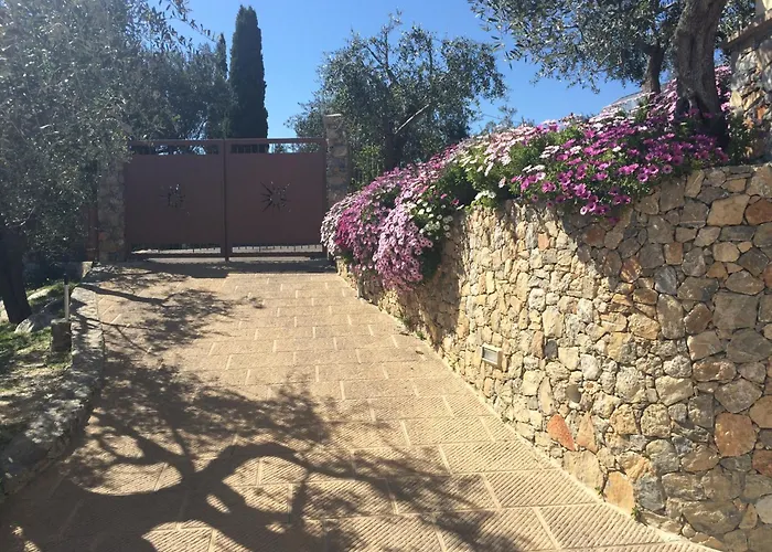 Laura * Pietra Ligure